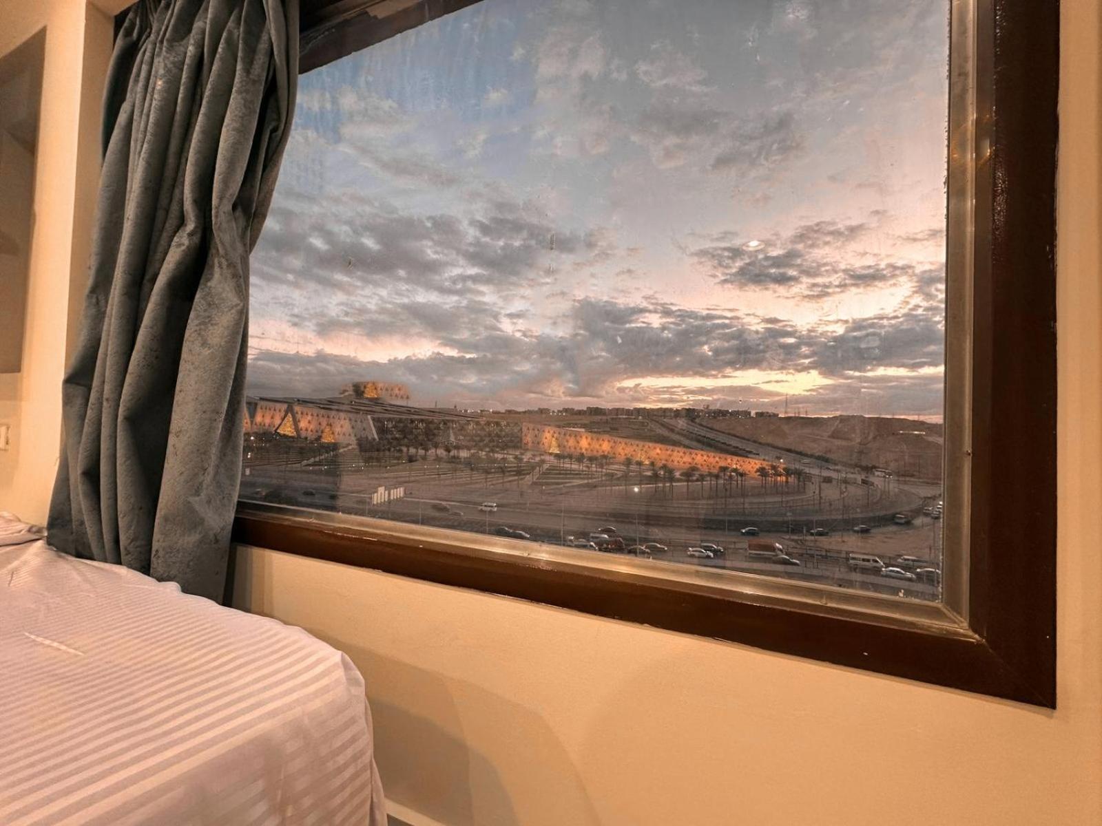 Bed & Breakfast Pyramids And Museum Plateau View *